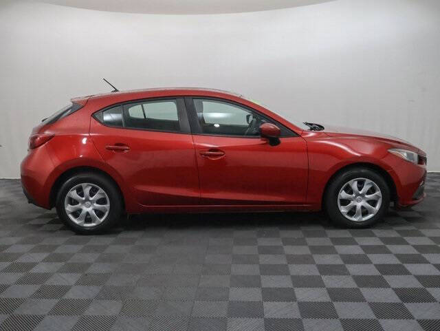 2016 Mazda MAZDA3 i Sport