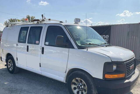 2013 GMC Savana for sale at Vans Vans Vans INC in Blauvelt NY