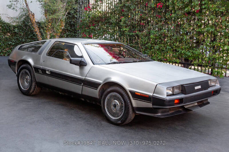 1982 DeLorean DMC-12