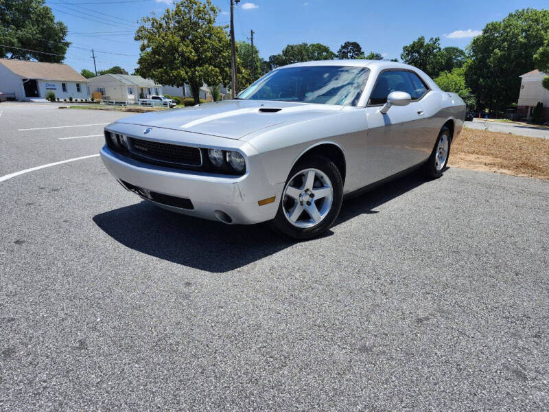 2010 Dodge Challenger SE