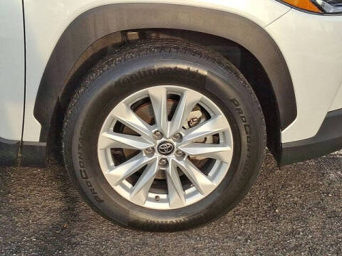 2022 Toyota Corolla Cross LE