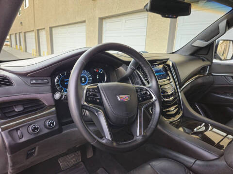 2016 Cadillac Escalade ESV Platinum