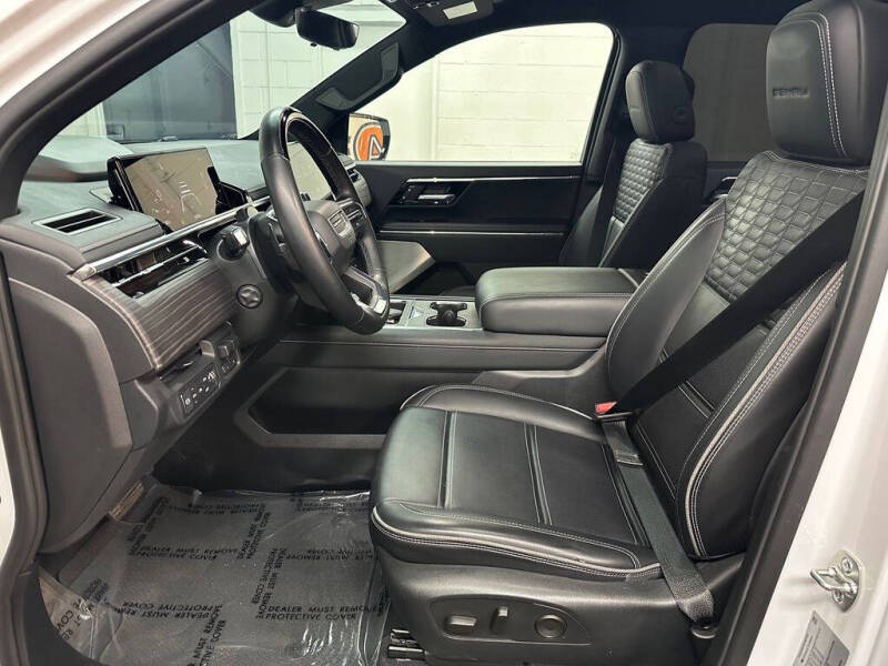 2025 GMC Sierra EV Denali