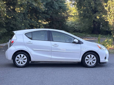 2013 Toyota Prius c One