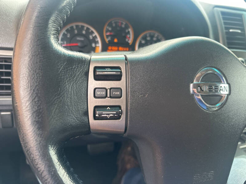 2012 Nissan Armada SV