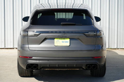 2023 Porsche Cayenne