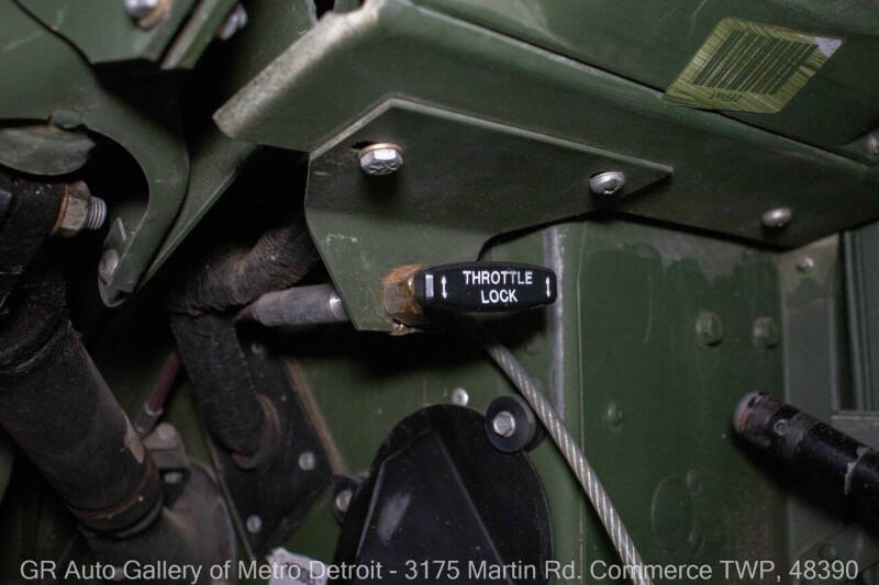 2001 AM General Hummer