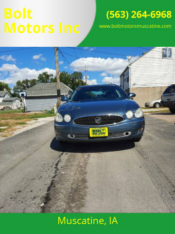 2006 Buick LaCrosse for sale at Bolt Motors Inc in Muscatine IA