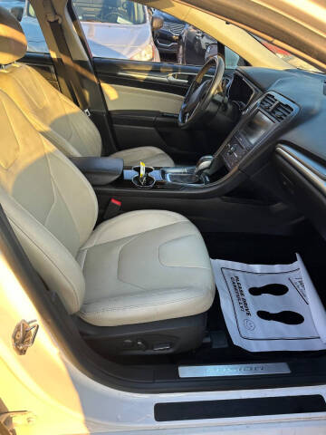 2016 Ford Fusion Titanium