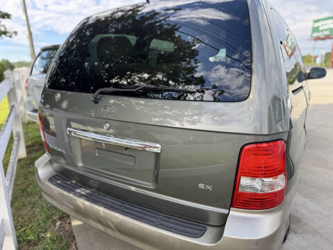 2005 Kia Sedona EX