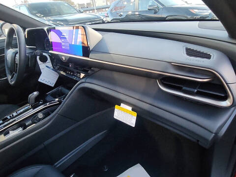 2025 Toyota Crown Signia