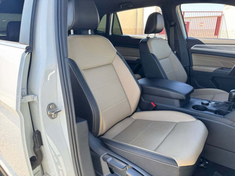 2021 Volkswagen Atlas Cross Sport SE 4Motion