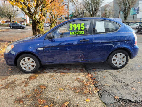 2010 Hyundai Accent Blue