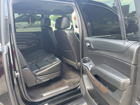 2019 Chevrolet Suburban LT