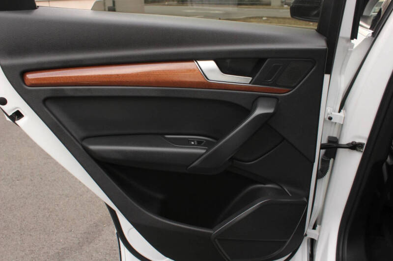 2021 Audi Q5 quattro Premium 45 TFSI