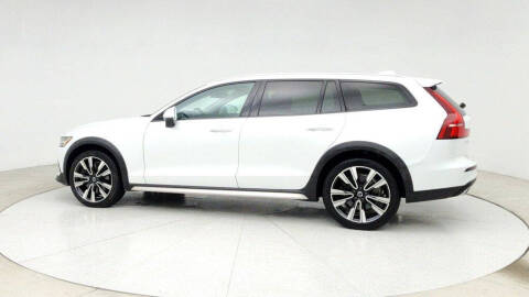 2020 Volvo V60 Cross Country T5