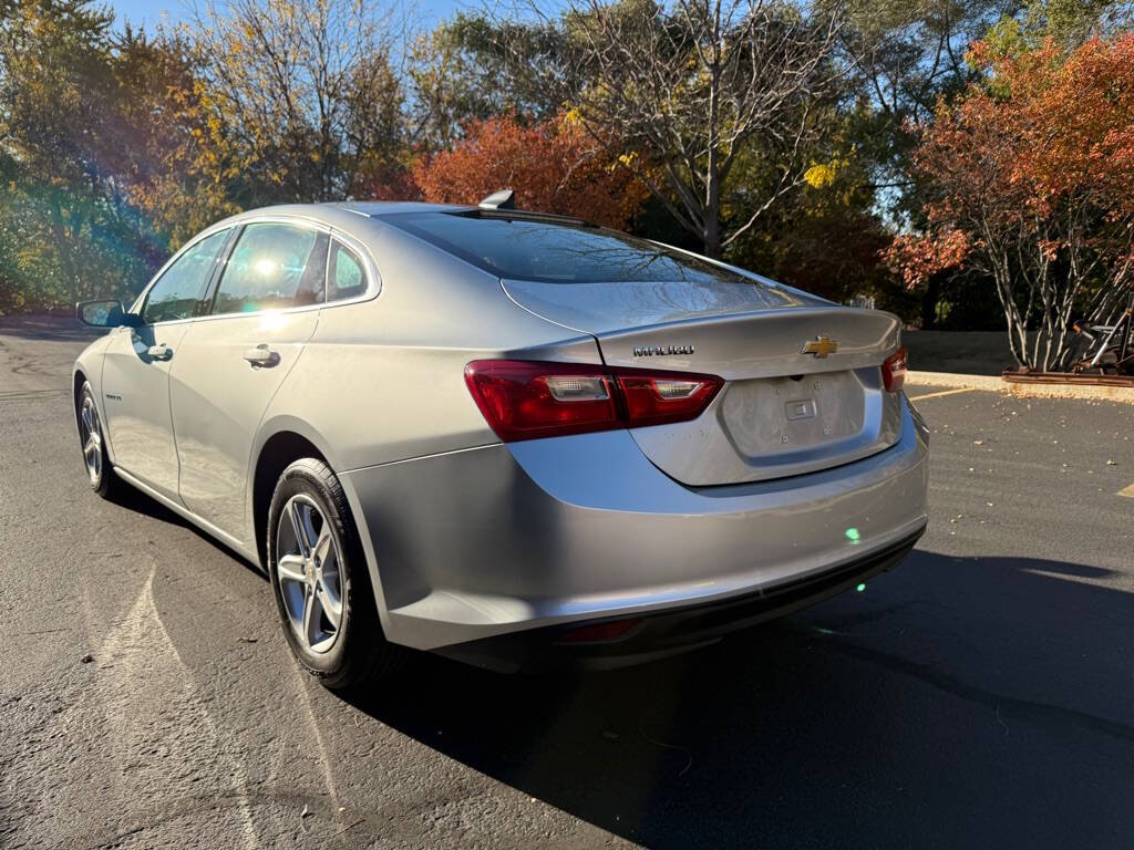 2020 Chevrolet Malibu for sale at Deals & Trades in Aurora, IL