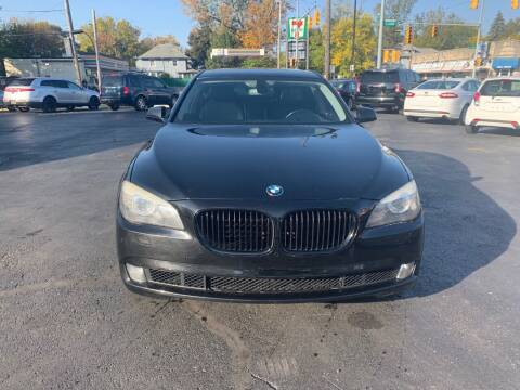 2009 BMW 7 Series for sale at DTH FINANCE LLC in Toledo OH
