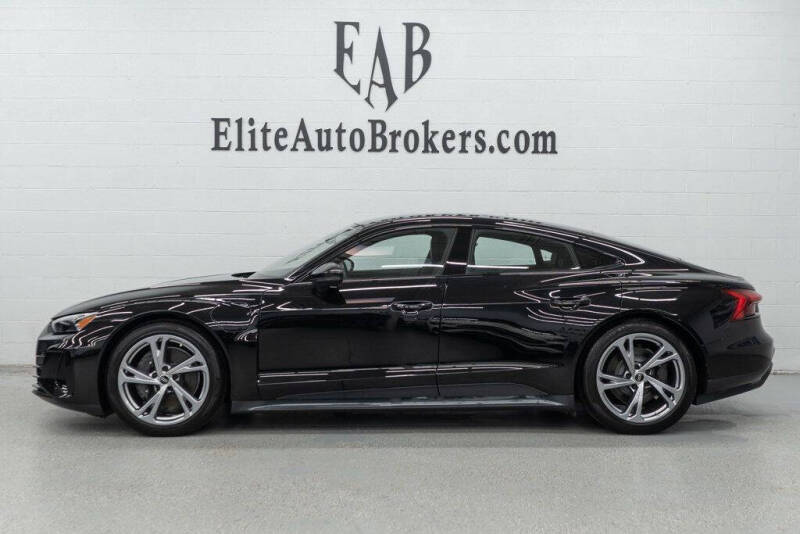 2023 Audi e-tron GT quattro Premium Plus