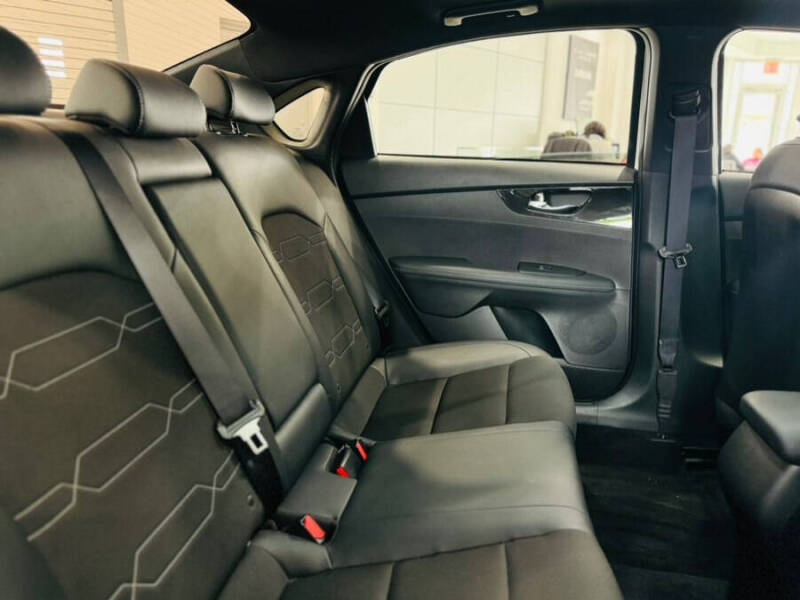 2023 Kia Forte GT-Line