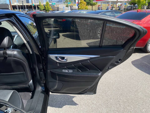 2022 Infiniti Q50 Luxe