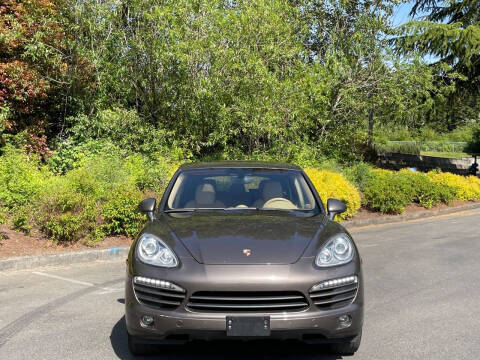 2014 Porsche Cayenne Platinum