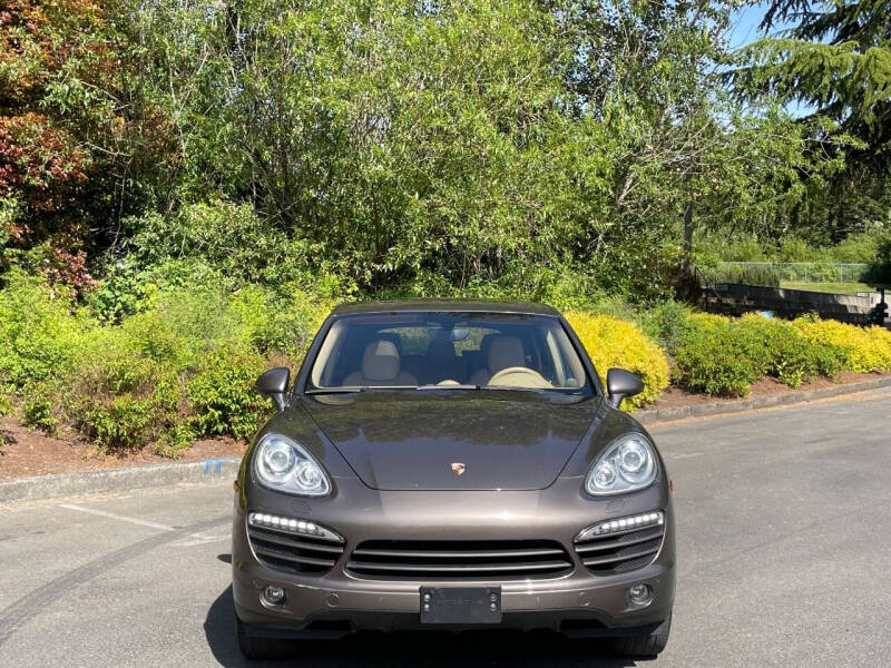 2014 Porsche Cayenne Platinum