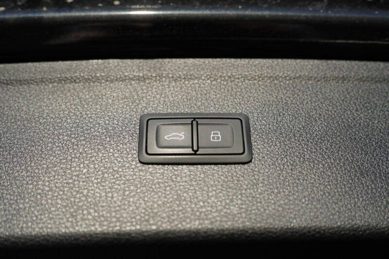 2022 Audi Q5 quattro S line Prem Plus 45 TFSI