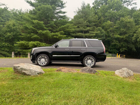 2019 Cadillac Escalade Platinum