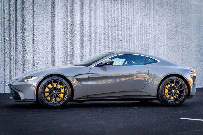 2019 Aston Martin Vantage