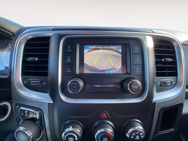 2024 RAM 1500 Classic SLT