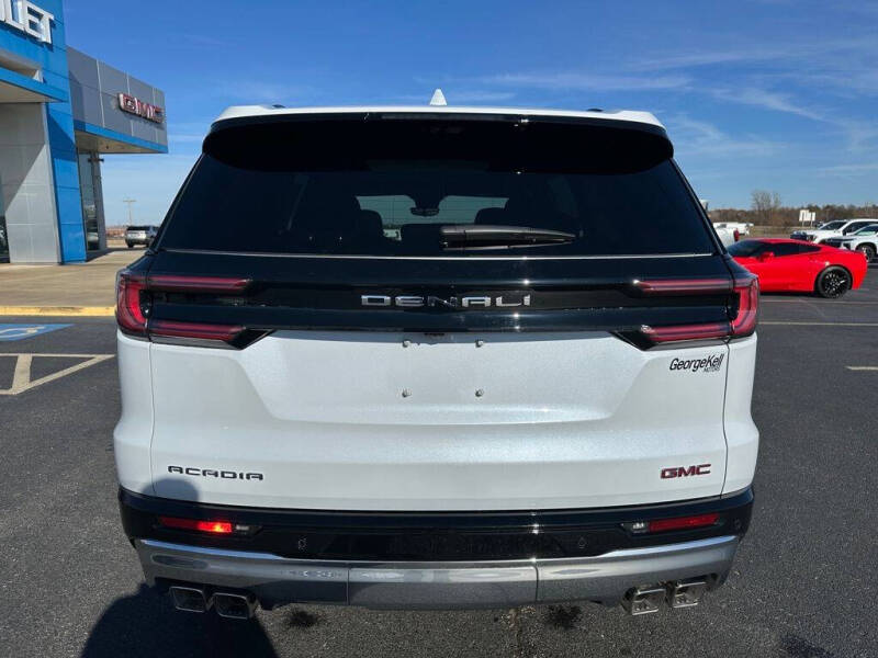 2026 GMC Acadia Denali