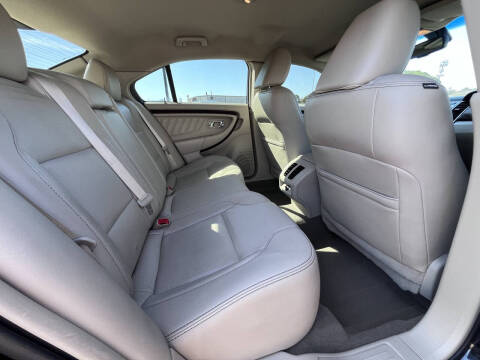 2011 Ford Taurus Limited