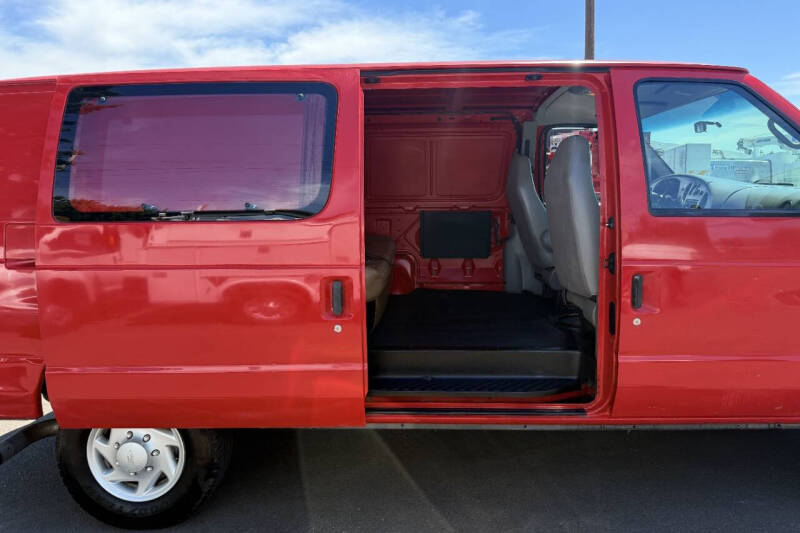 2002 Ford E-Series E-350 SD
