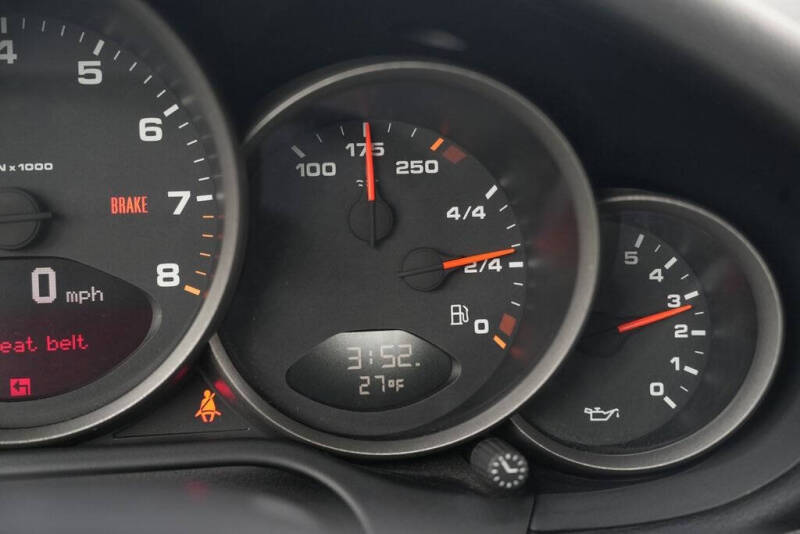 2005 Porsche 911 Carrera