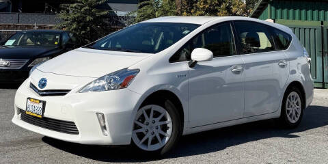 2012 Toyota Prius v Three