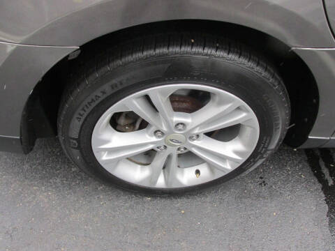 2013 Ford Taurus SEL