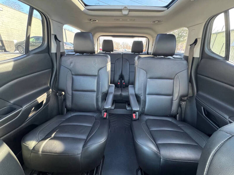 2017 GMC Acadia SLT-1