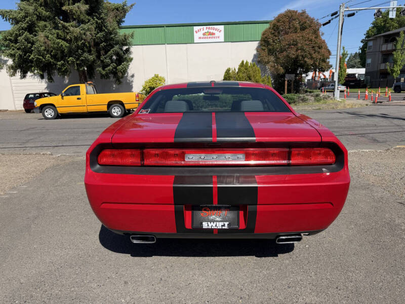 2013 Dodge Challenger SXT