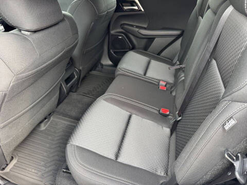 2025 Mitsubishi Outlander ES