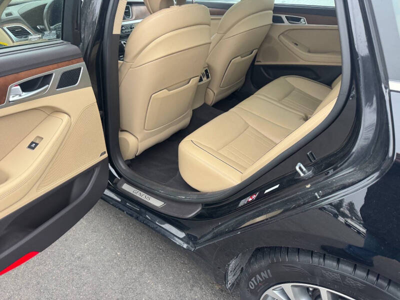 2017 Genesis G80 3.8