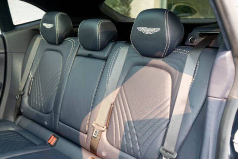 2021 Aston Martin DBX