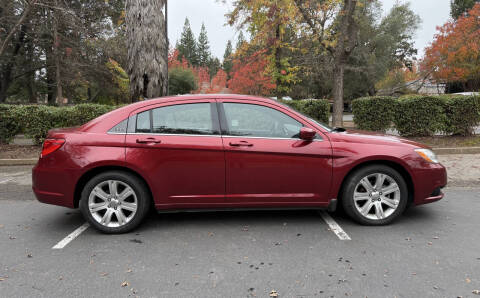 2013 Chrysler 200 LX