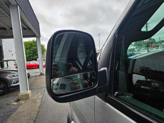 2018 Chevrolet Express 2500