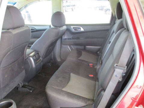 2017 Nissan Pathfinder S