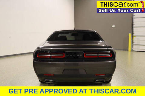 2016 Dodge Challenger SXT