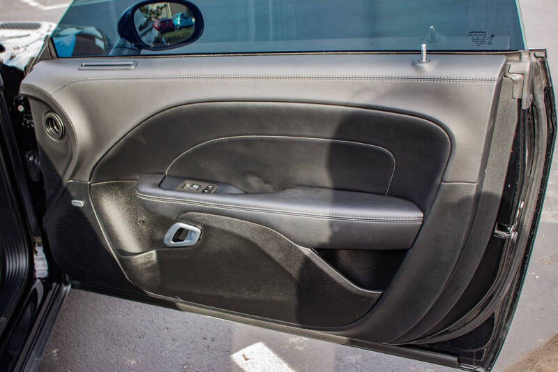 2022 Dodge Challenger