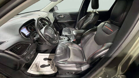 2020 Jeep Cherokee Trailhawk