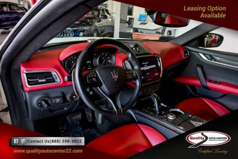 2022 Maserati Ghibli Modena Q4