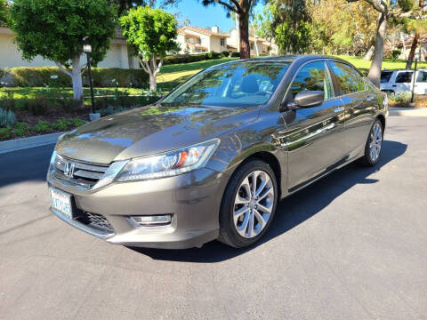 2013 Honda Accord for sale at E MOTORCARS in Fullerton CA